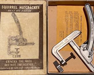 Squirrel Nutcracker Vintage Still in Box