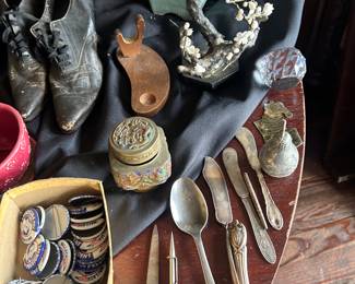 misc items to numerous to list to be sold