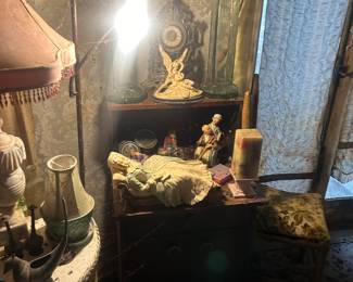 lighting, tables, dolls, clocks