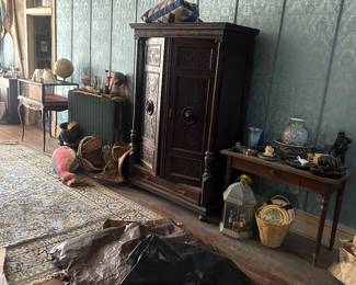 view of upstairs hall area