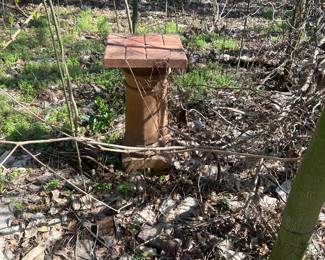 pedestal in side yard