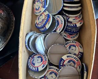 George Wallace for President of the United States original campaign buttons