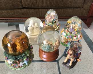 music boxes - snow globes
