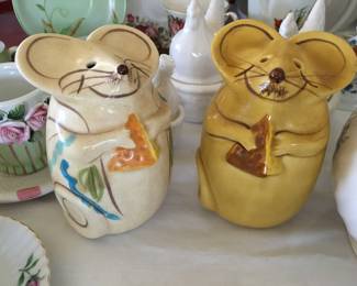 mouse salt & pepper shakers large-size
