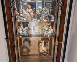 Glass Display Unit / $199