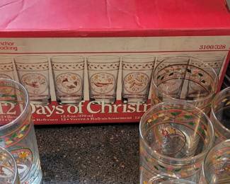 Anchor Hocking 12 Days of Christmas drinking glasses with original box