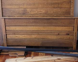 #32 Vintage Oak high-back headboard & footboard with metal rails and slats, full size