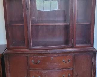 #11 China Cabinet Vintage Duncan Phyfe style Mahogany w/ glass front and plate rail, original hardware
76" H x 16" D x 42" W
