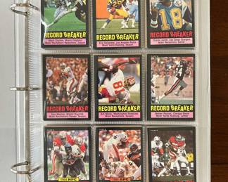 1985 Topps Football Complete Set. Warren Moon rookie, Montana, Marino, Elway, Payton and more