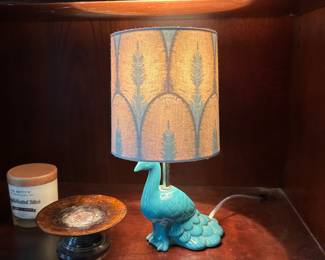 SWEEET PEACOCK LAMP.