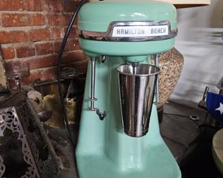Hamilton Beach 3-Group Malt Mixer