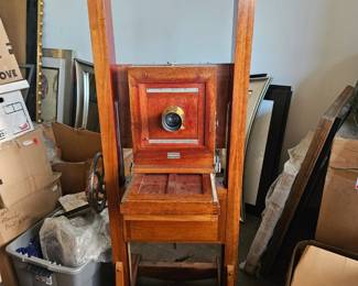 Full size Land Camera with Stand (excellent)