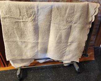 COTTON QUEEN COVERLET