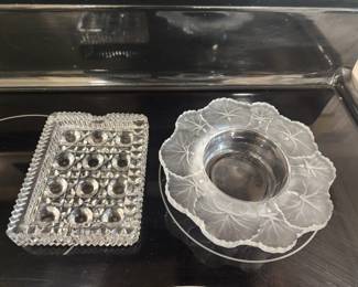 ASHTRAY AND DISH