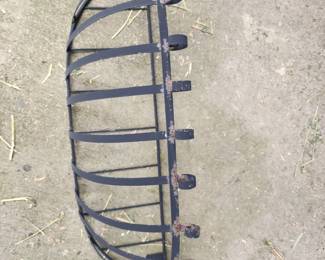 IRON GARDEN BASKET