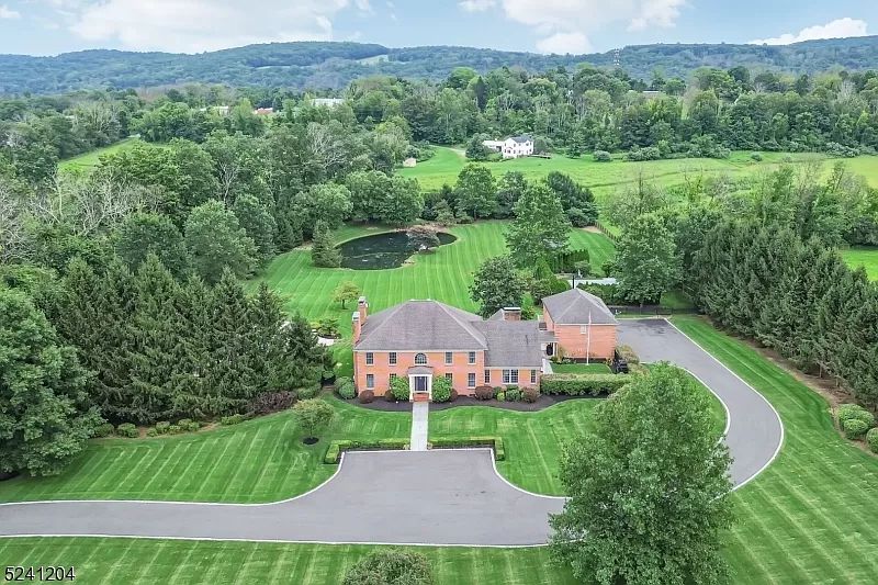 HALF PRICE SUNDAY!!! COUNTRYSIDE IS IN CALIFON... starts on 4/26/2024