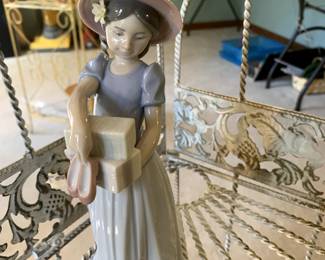 #124	Lladryo 15 Girl w/shoes	 $25.00
