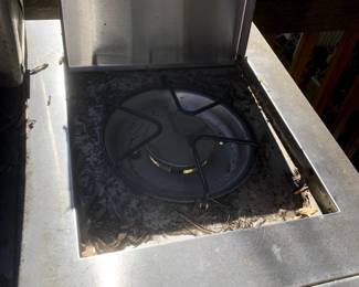 #74	Brinkman Gas Grill w/4 burners w/tank w/2 side burners - as is 	 $30.00