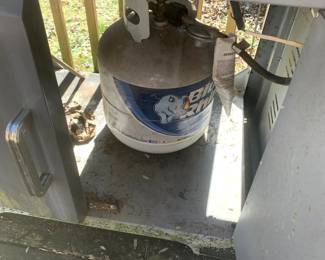 #74	Brinkman Gas Grill w/4 burners w/tank w/2 side burners - as is 	 $30.00
