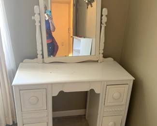#34	White Painted Wood 4 drawer Vanity - 40x17x30 - Mirror - 25x32	 $75.00