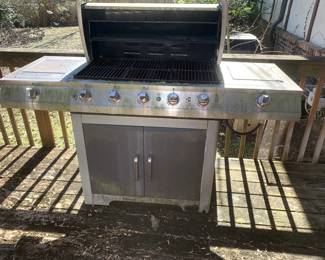 #74	Brinkman Gas Grill w/4 burners w/tank w/2 side burners - as is 	 $30.00
