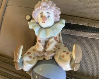 #115	Lladro 5813 Clown Jumping over a ball	 $25.00