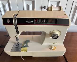 Singer 1425N Sewing Machine built into
Cabinet