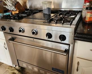 Viking range and oven