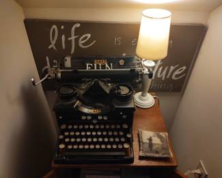 Vintage Royal typewriter 