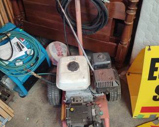 Gas Powered pressure washer 