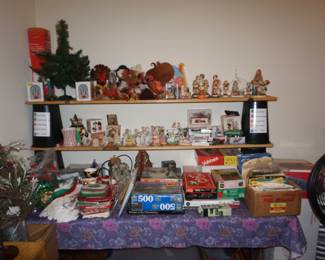 puzzle games, figurines, Christmas