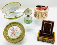 Lovely Vintate Staffordshire, Limoges China France And Other Non Branded Vintage Assorted Trinket patch Boxes
