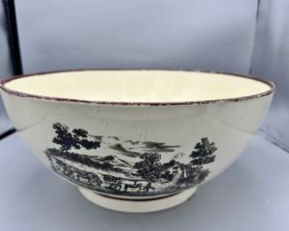 Late 18th Century English Creamware Bowl
