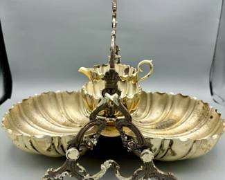 Victorian Style Clamshell Dessert Tray
