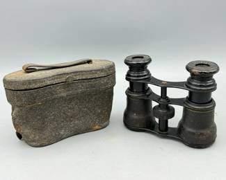 Jumelle Chevalier Binoculars & Case
