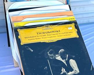 Vinyl Records incl. Tschaikowsky & Mozart
