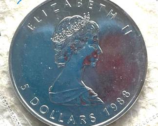 1988 Canadian Silver Maple Leaf Coin
