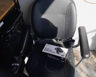 Elite ES Electric Scooter W/ Battery