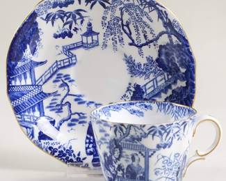 Royal Crown Derby 
Pattern: Mikado 