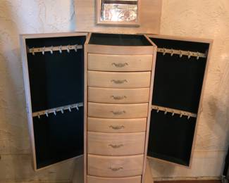 Open jewelry armoire