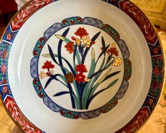Collectible bowls and decor