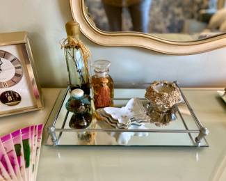 Vanity & Perfume