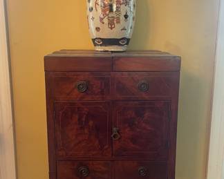 Beau Brummel Dressing Table