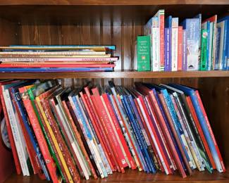 Christmas books - limit 15 per bag