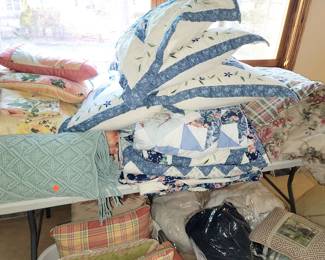 Bedding sets (not fill-a-bag)