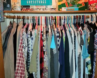 Women's clothes, fill-a-bag. Games fill-a-bag