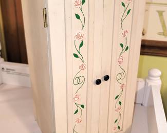 Doll wardrobe (barbie size)