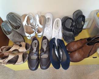 Women's shoes fill-a-bag