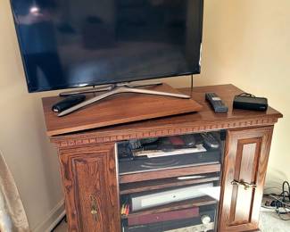 TV cabinet. Turntable and electronics (more info to come) Flat screen TV