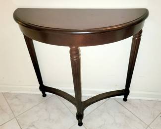 Half round entry table